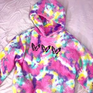 Girls Betsey Johnson tye dye pullover hoodie, fleece , very soft !